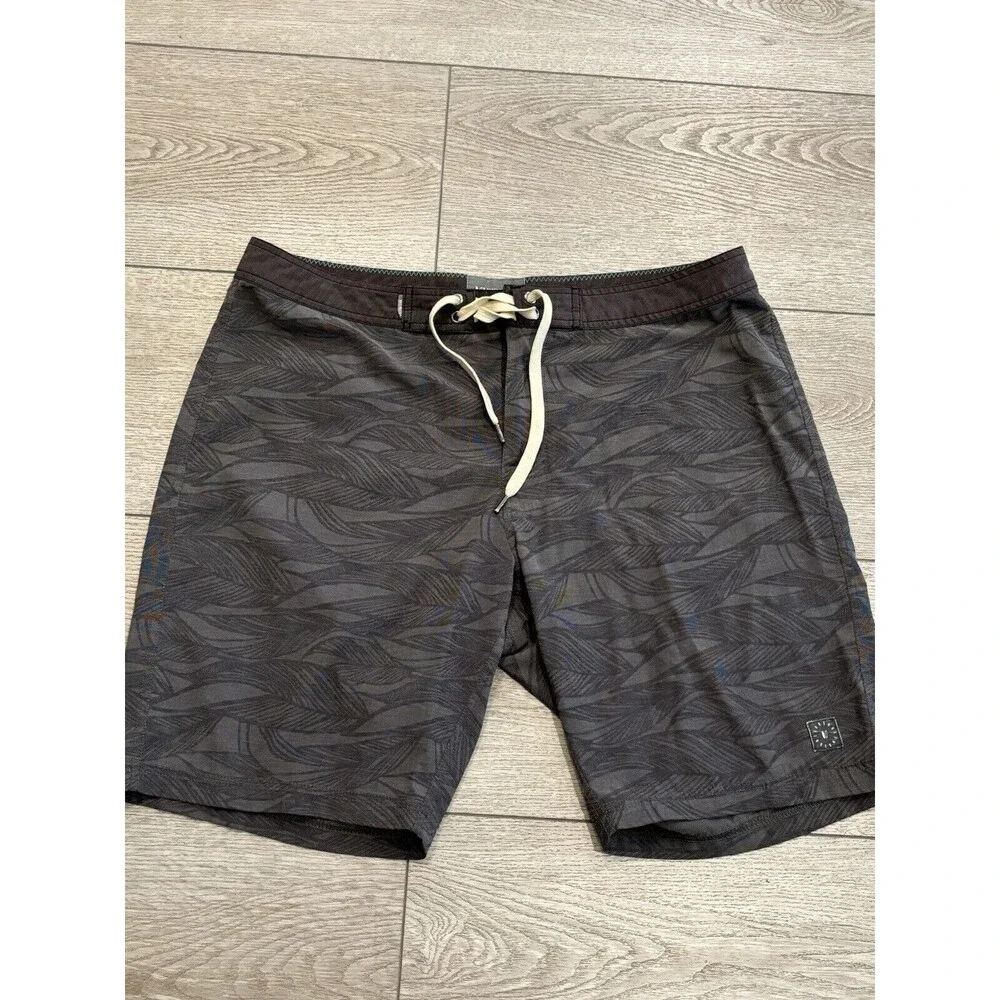 Linksoul Hybrid Shorts Mens 34 Gray Black Palm Swim Trunks‎ Golf Preppy